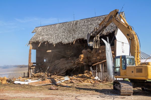 Barn Demolition in Baytown