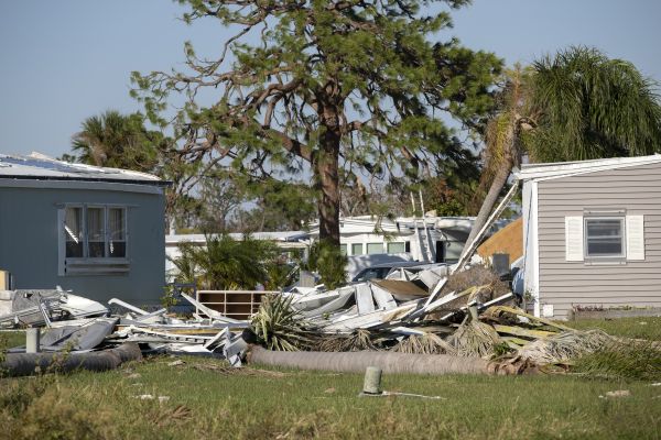 Double Wide Demolition in Baytown