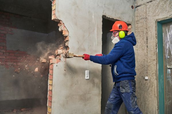 Concrete Wall Demolition in Baytown